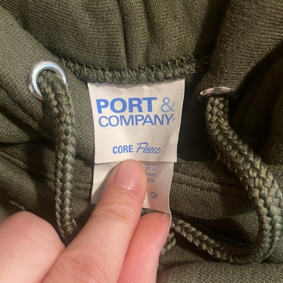 Forest green sweatshirt, barely worn (3x) - Picture 4 of 4